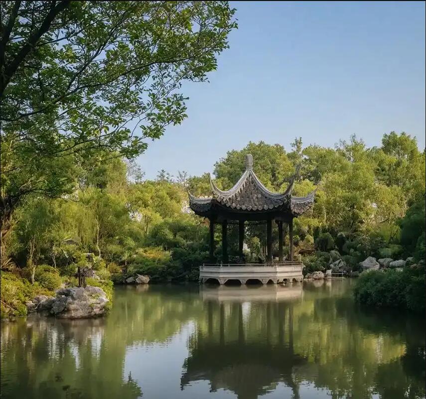 莱芜钢城敷衍餐饮有限公司